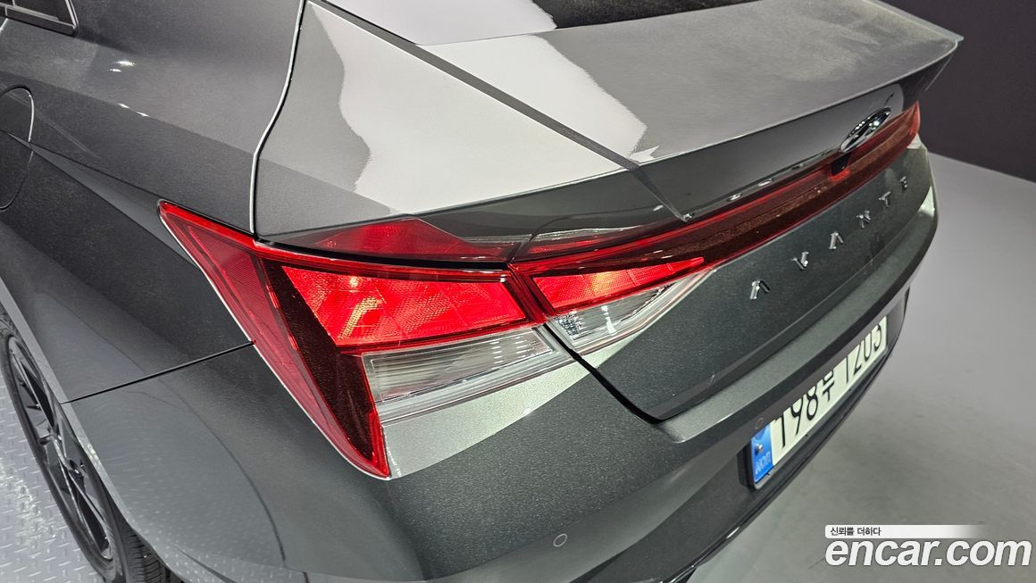 Hyundai AVANTE 2023