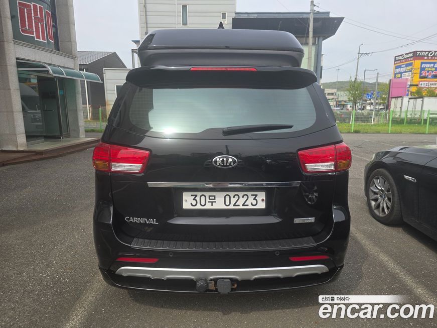Kia Canival 2017