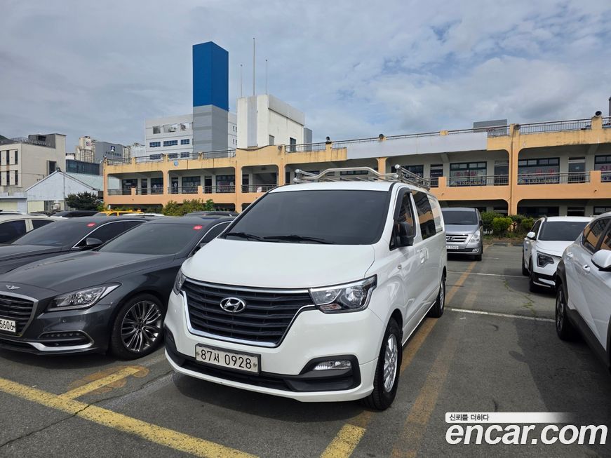 Hyundai Starex 2021