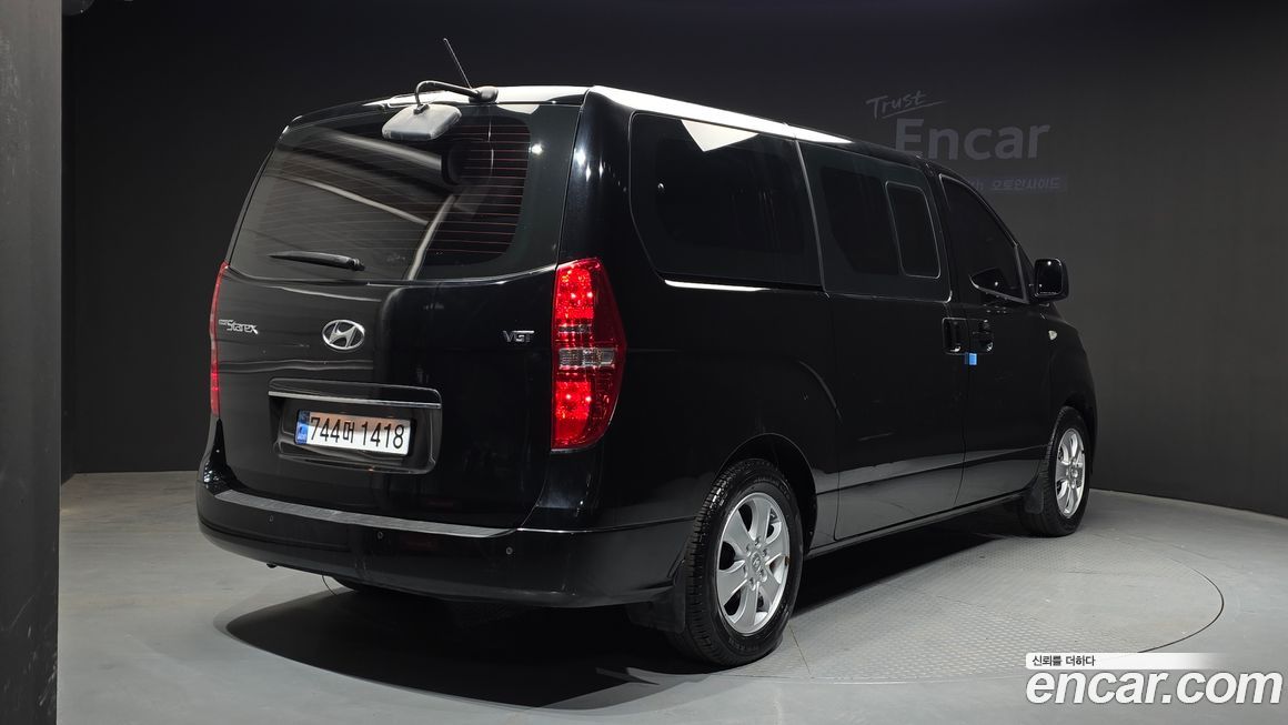 Hyundai Starex 2019