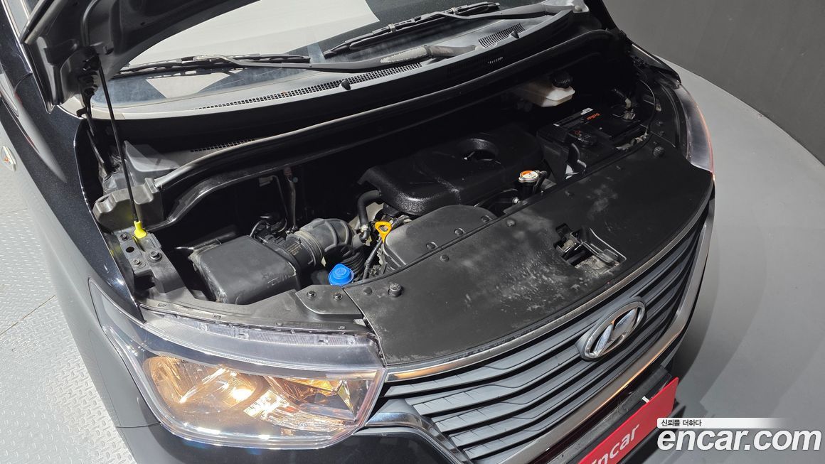 Hyundai Starex 2019