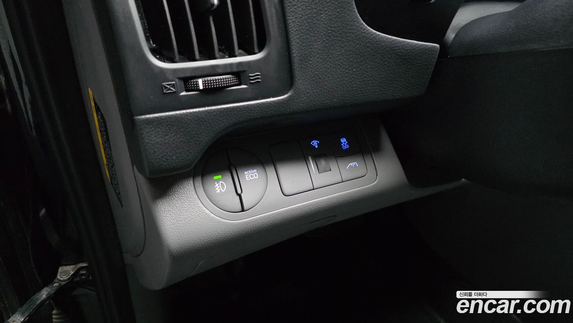 Hyundai Starex 2019