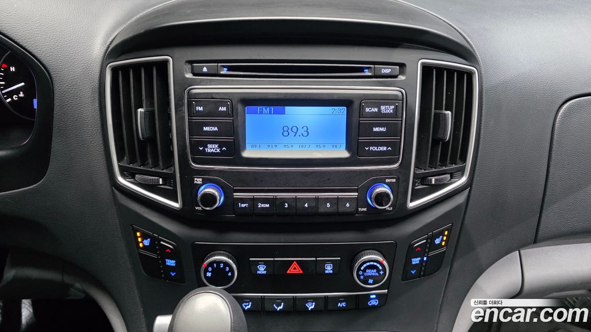Hyundai Starex 2019