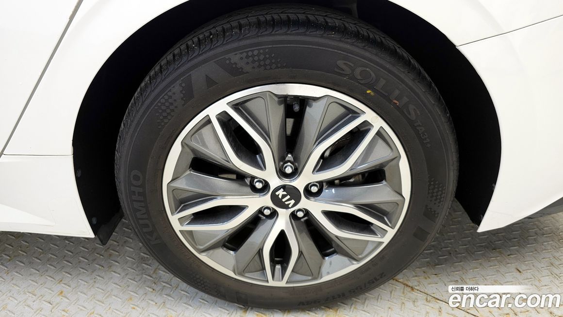 Kia K5 2021