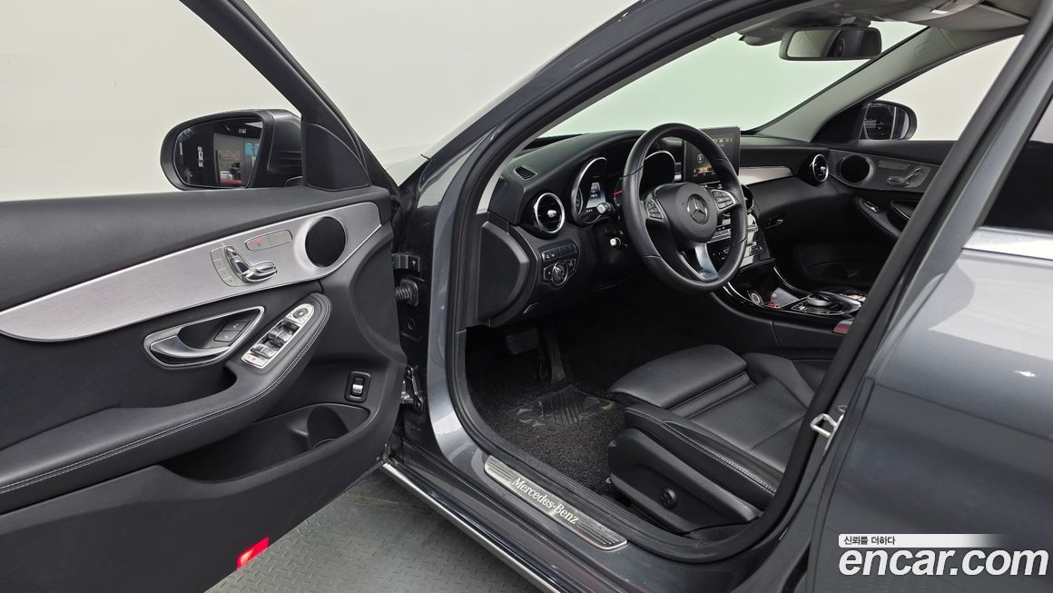 Mercedes-Benz C-Class 2018