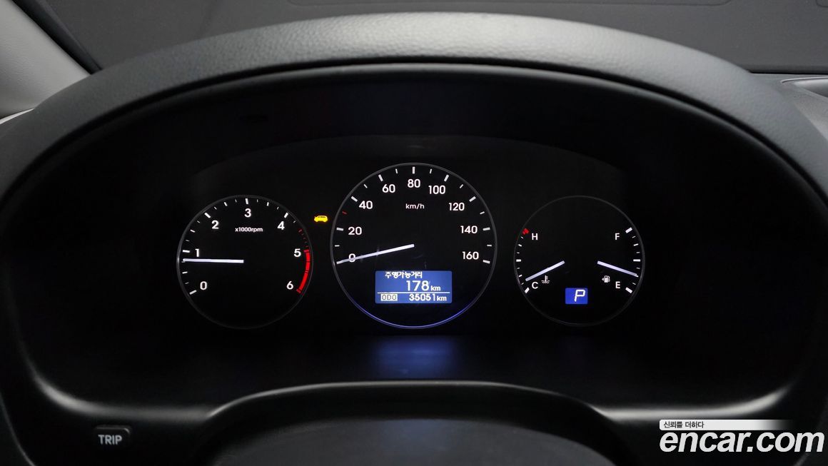 Hyundai Starex 2019
