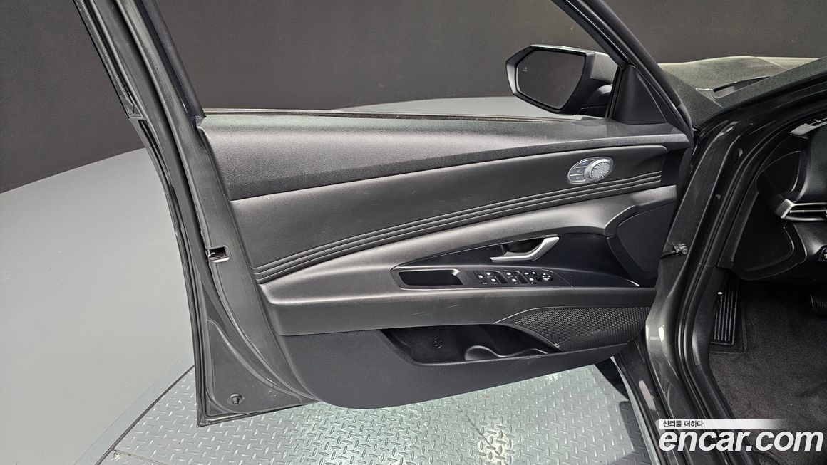 Hyundai AVANTE 2023