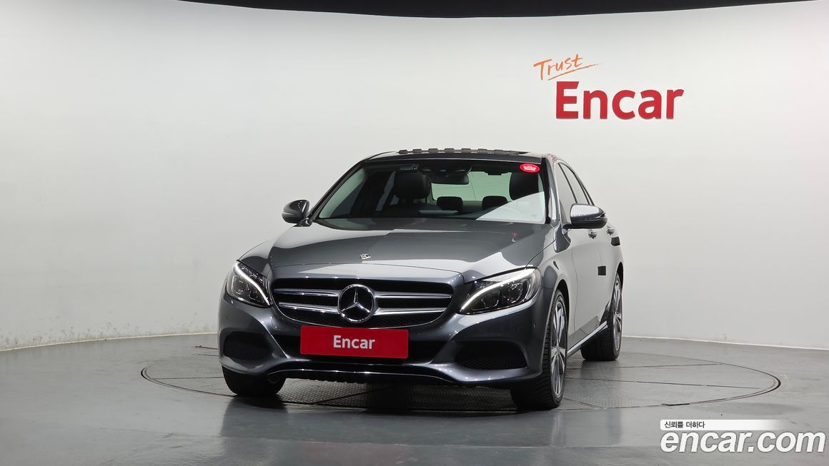 Mercedes-Benz C-Class 2018