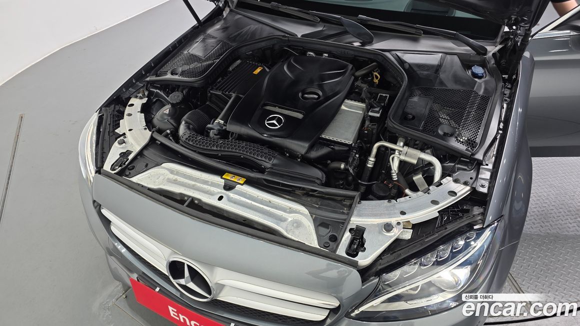 Mercedes-Benz C-Class 2018