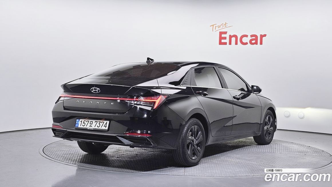 Hyundai AVANTE 2021