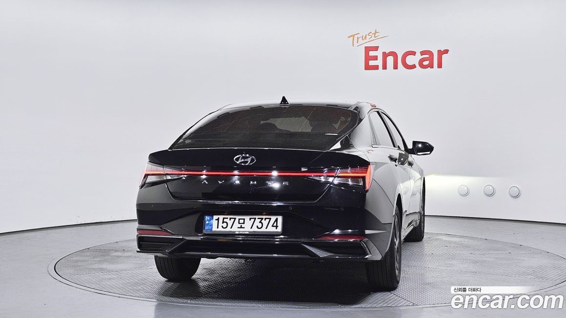 Hyundai AVANTE 2021