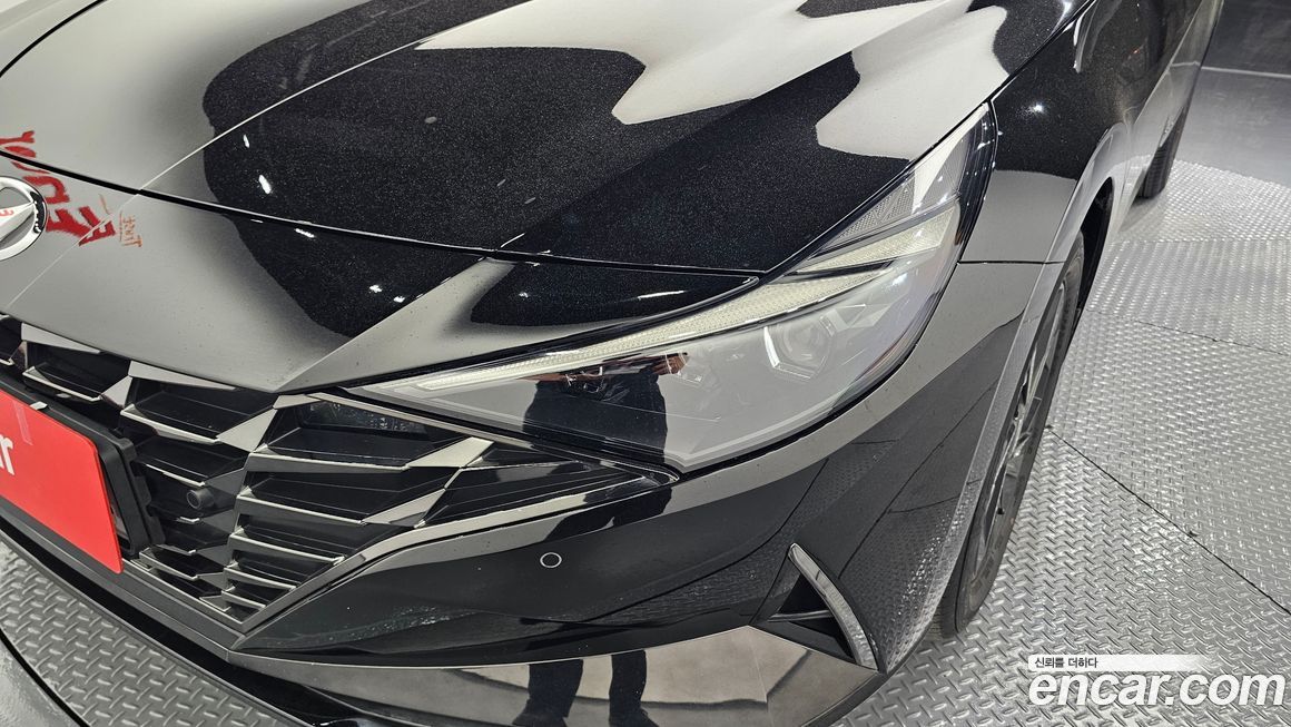Hyundai AVANTE 2021