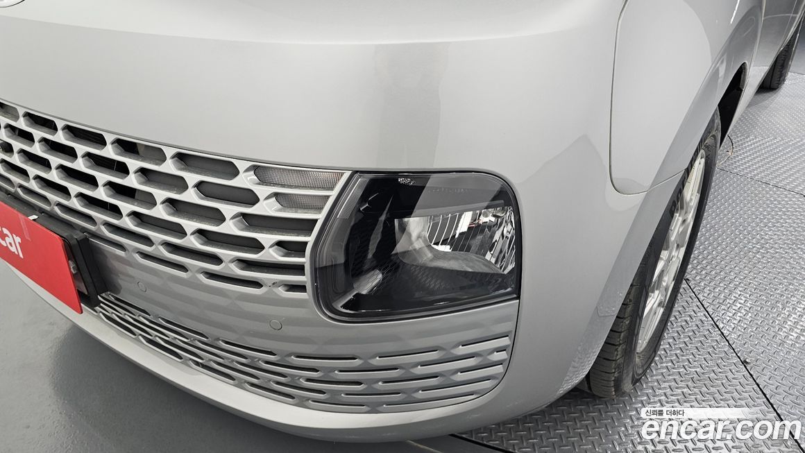 Hyundai Staria 2022