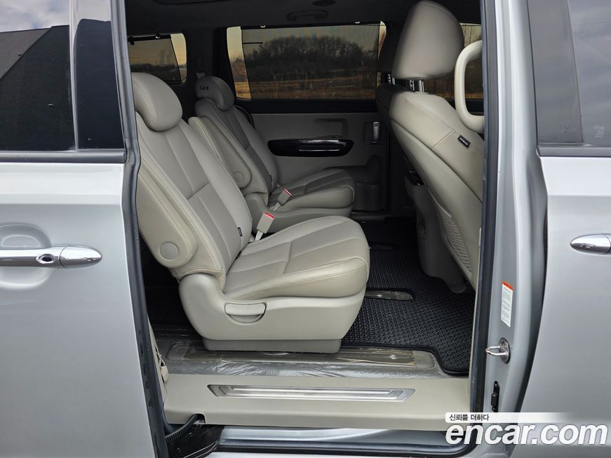 Kia Canival 2019