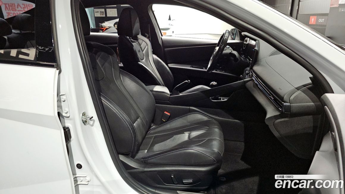 Hyundai AVANTE 2022