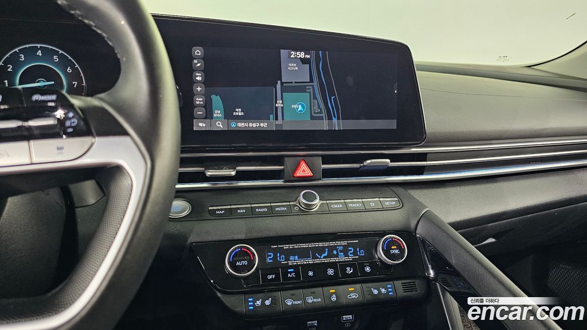 Hyundai AVANTE 2021
