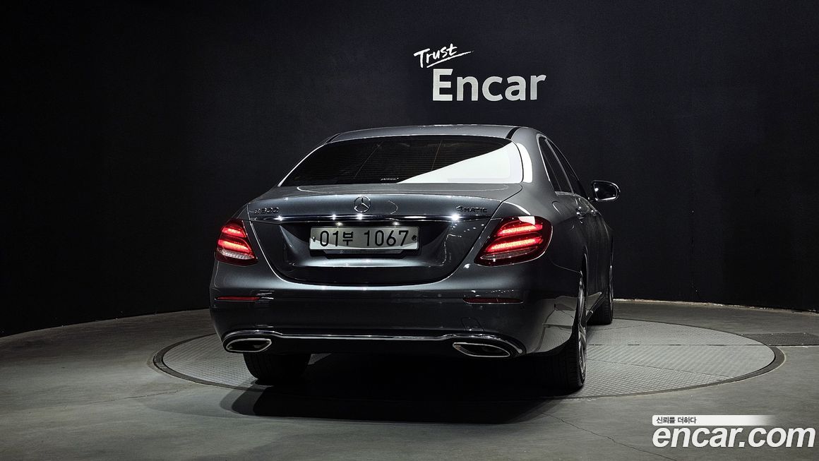 Mercedes-Benz E-Class 2017