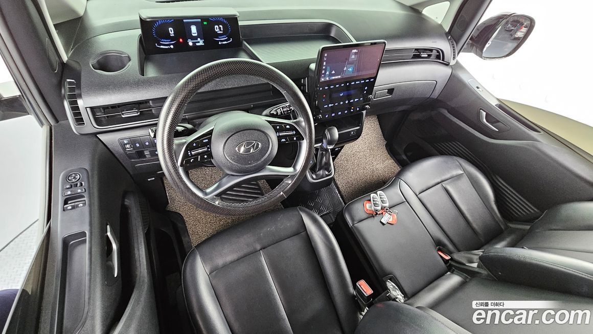 Hyundai Staria 2022