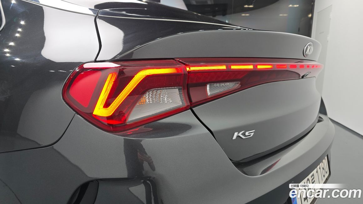 Kia K5 2021