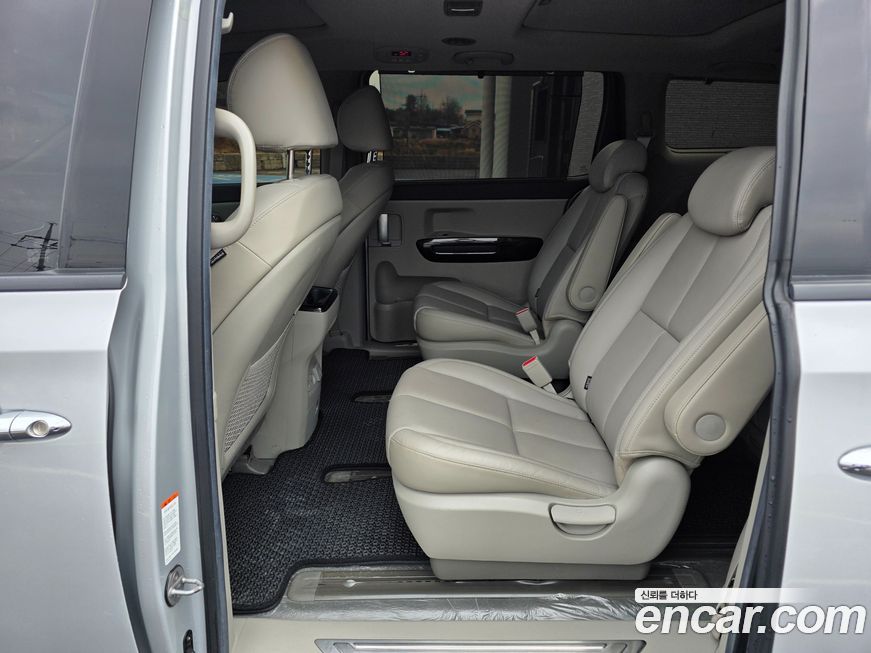 Kia Canival 2019