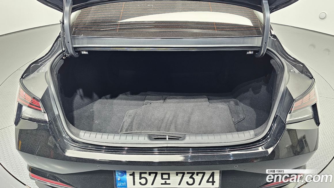 Hyundai AVANTE 2021