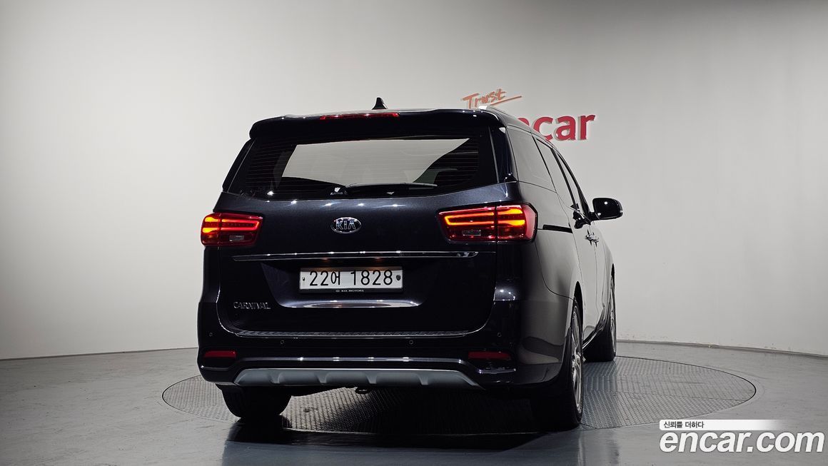 Kia Canival 2019