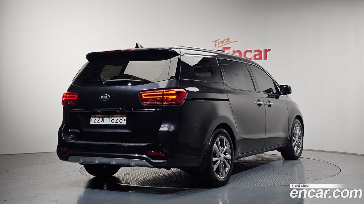 Kia Canival 2019