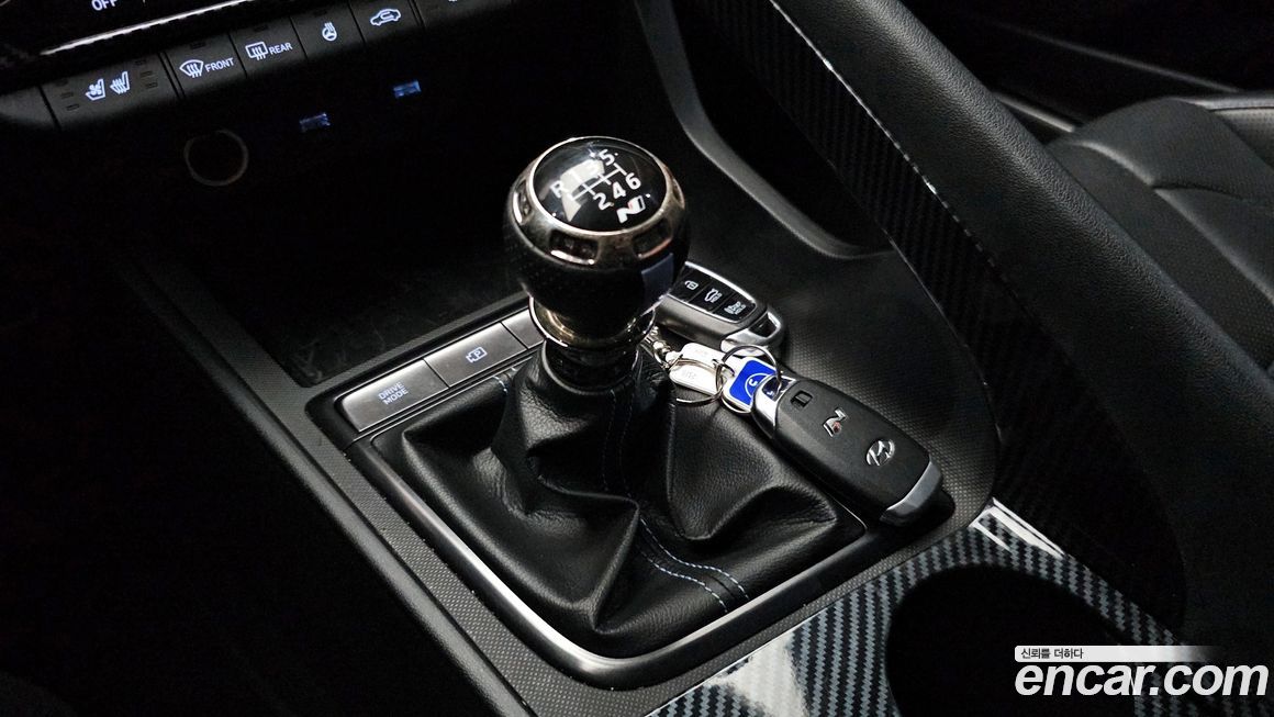Hyundai AVANTE 2022