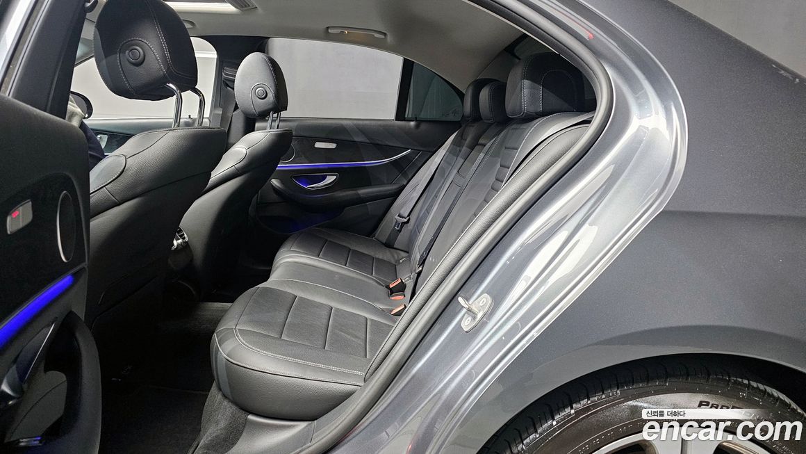 Mercedes-Benz E-Class 2017