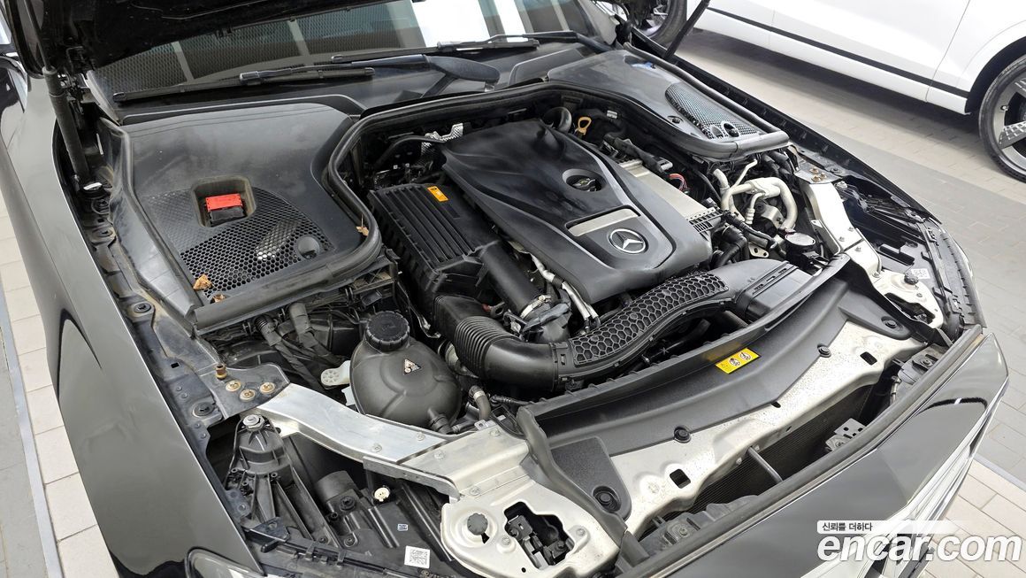 Mercedes-Benz E-Class 2019