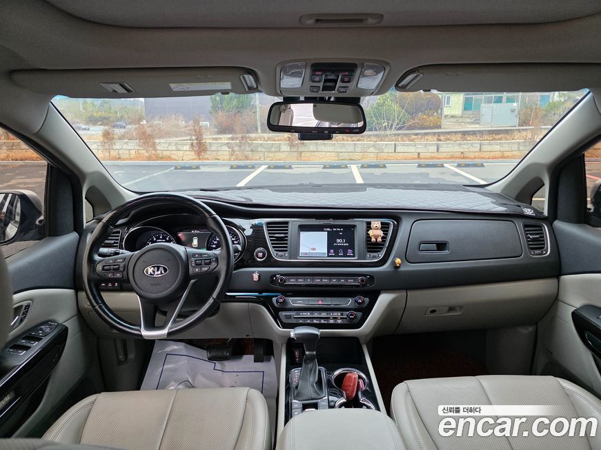 Kia Canival 2019