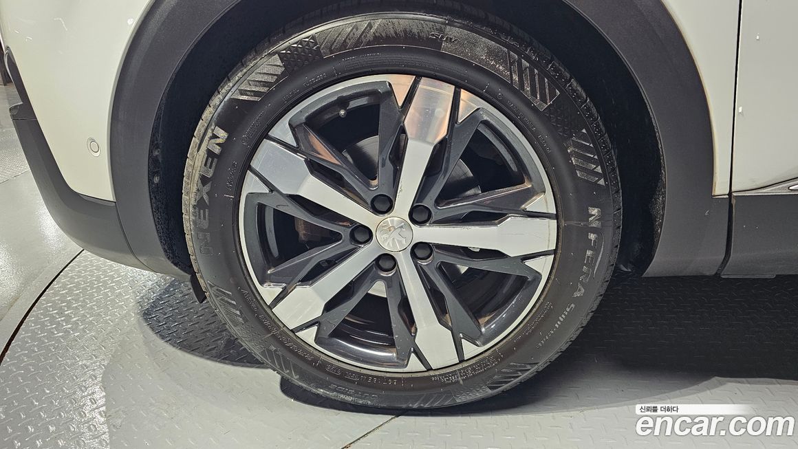 Peugeot 5008 2019