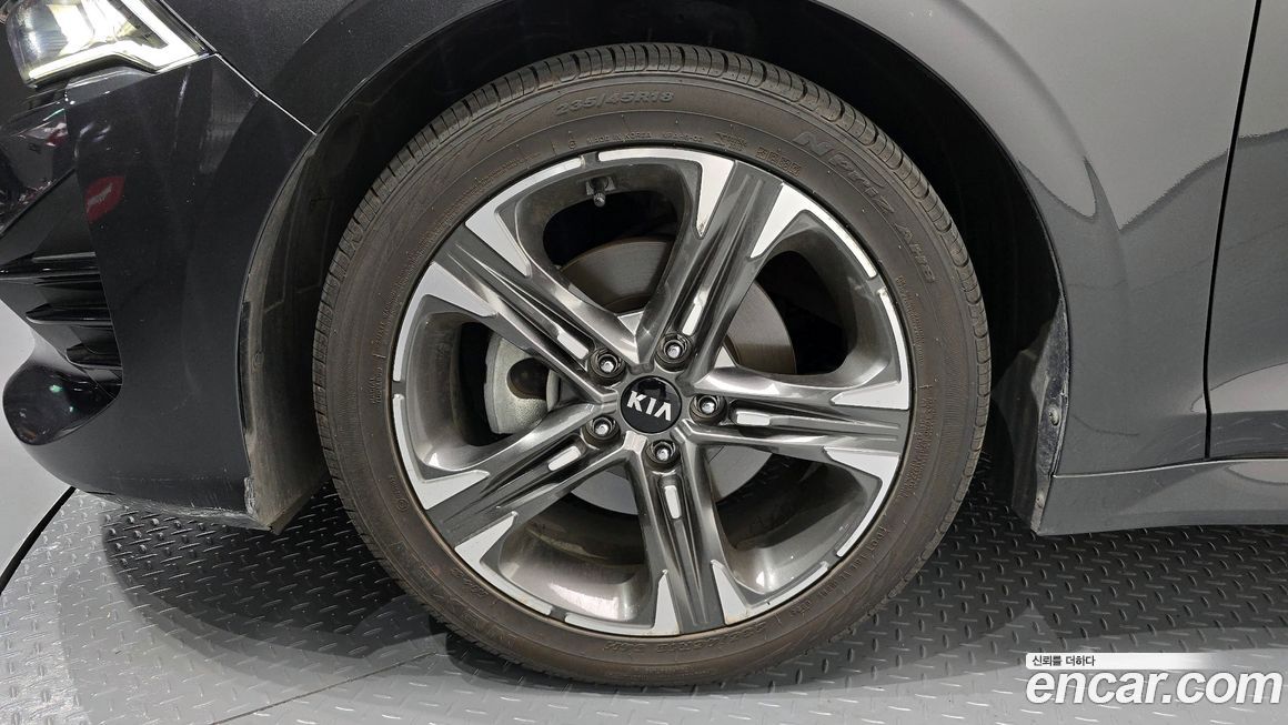 Kia K5 2021