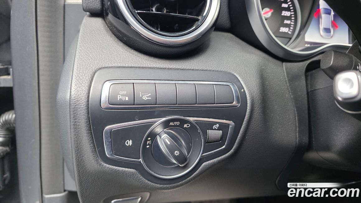 Mercedes-Benz C-Class 2018