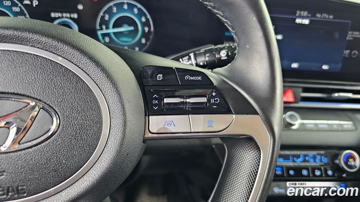 Hyundai AVANTE 2021