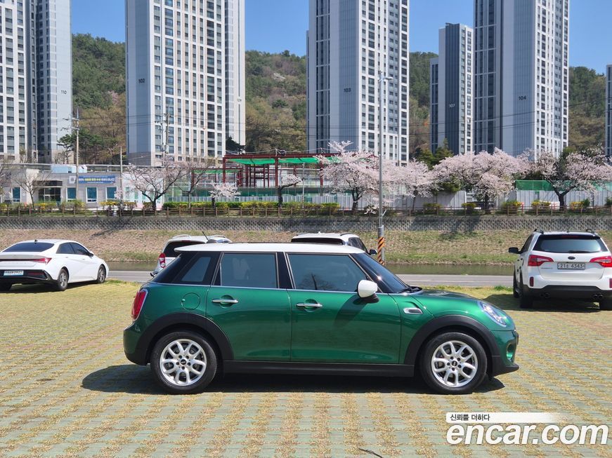 Mini Cooper 2021