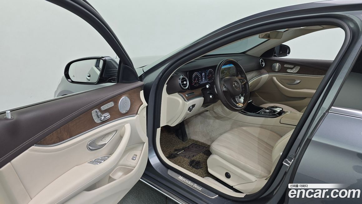 Mercedes-Benz E-Class 2018