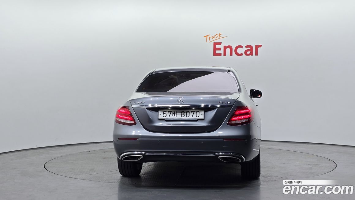 Mercedes-Benz E-Class 2018