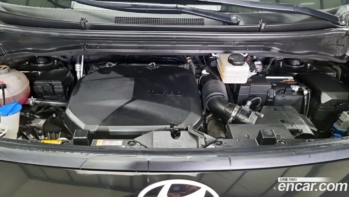 Hyundai Staria 2022