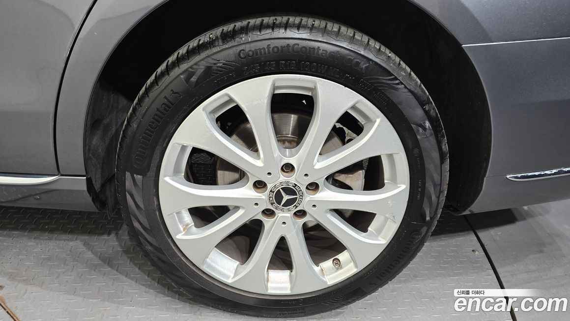 Mercedes-Benz E-Class 2018