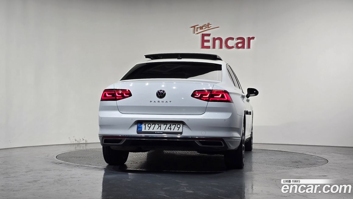 Volkswagen Passat 2021