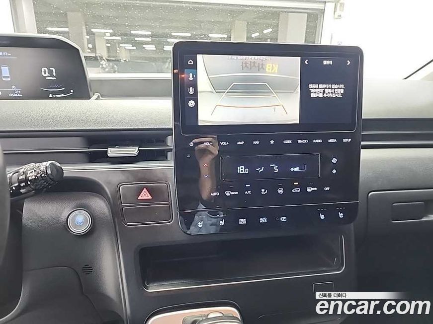 Hyundai Staria 2022