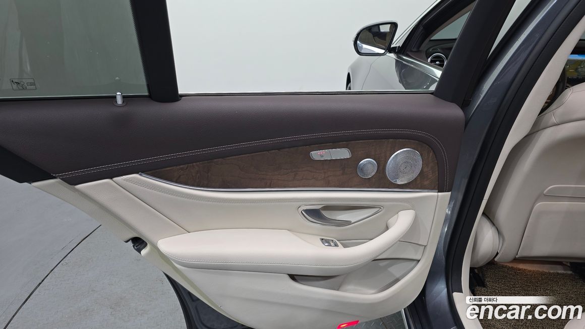 Mercedes-Benz E-Class 2018