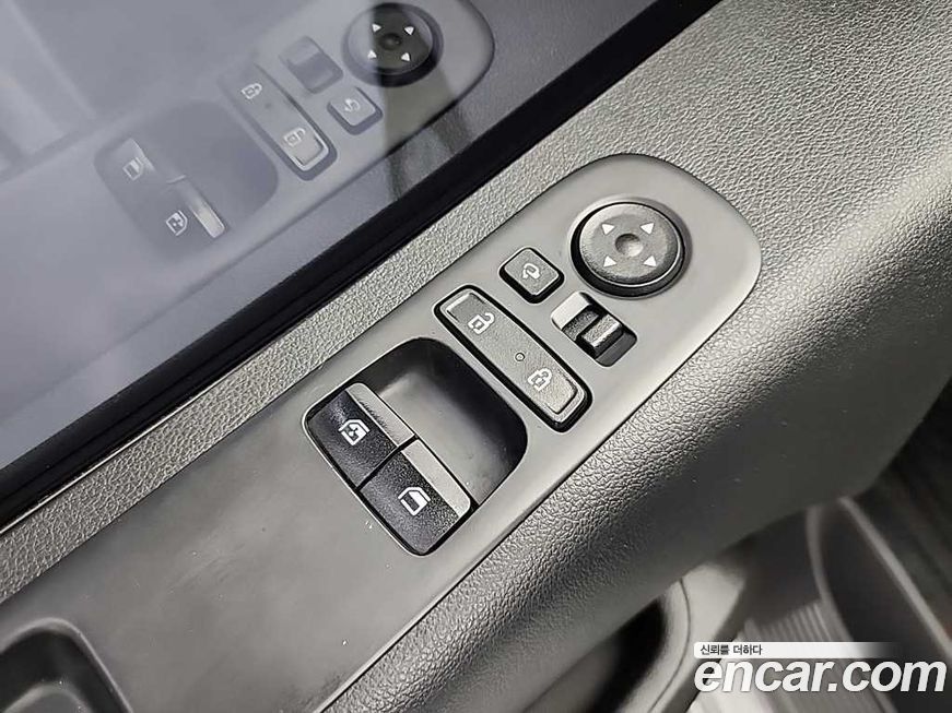 Hyundai Staria 2022