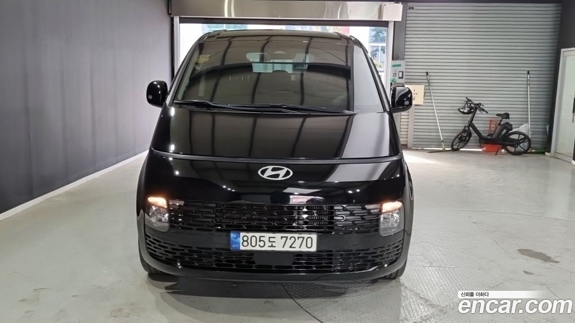 Hyundai Staria 2022