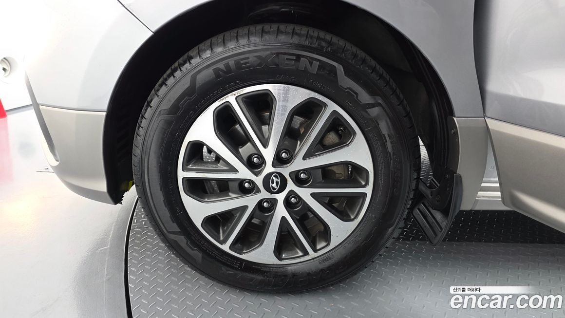 Hyundai Starex 2019