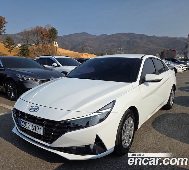 Hyundai AVANTE 2021