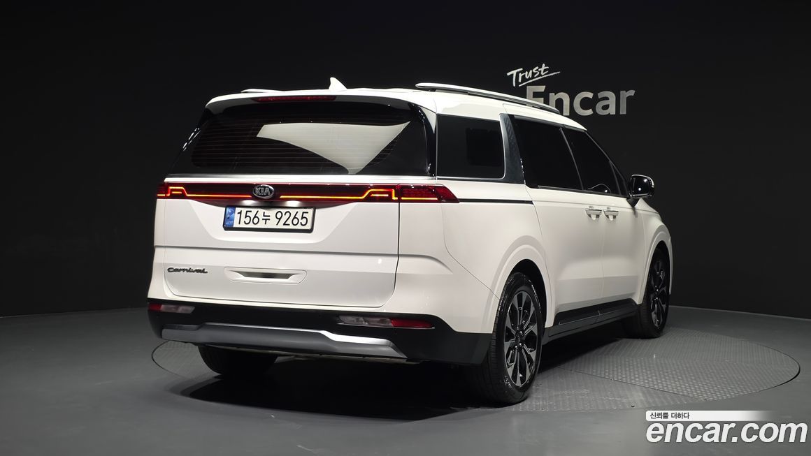 Kia Canival 2021