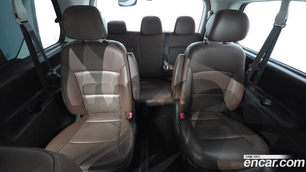 Hyundai Starex 2019