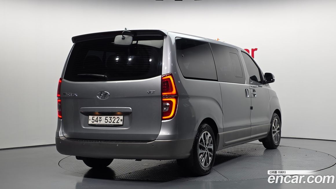 Hyundai Starex 2019